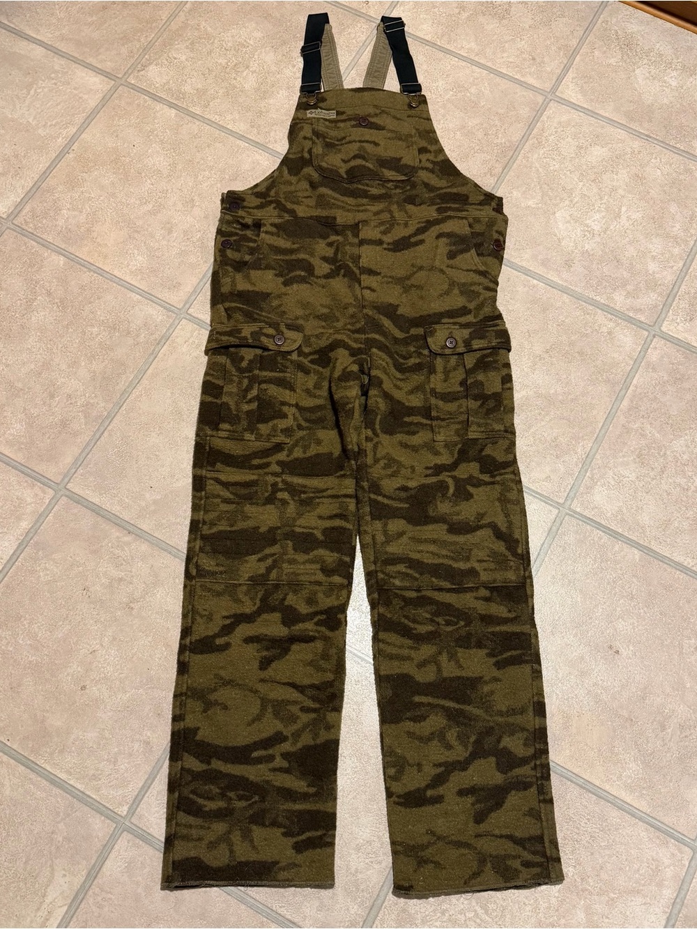 Columbia Gallatin Range Wool Blend Camo Hunting Bib Overalls Mens Medium Outdoor